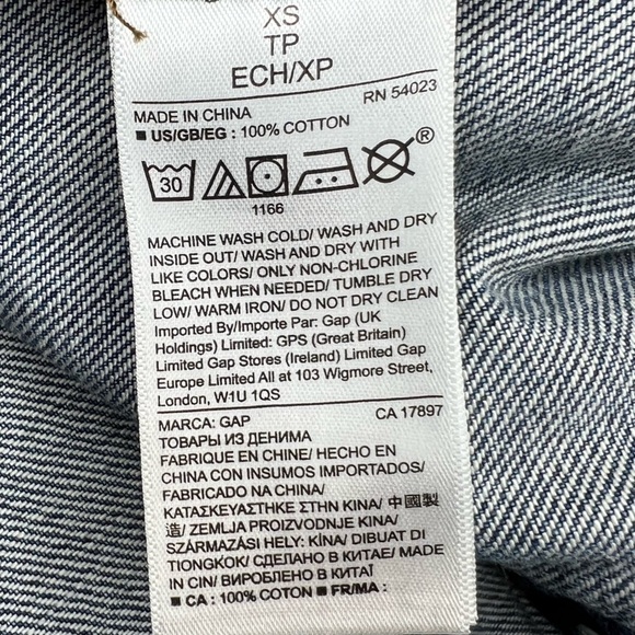 GAP Women’s Classic Icon Denim Blue Jean Jacket - Size XS - Picture 9 of 11